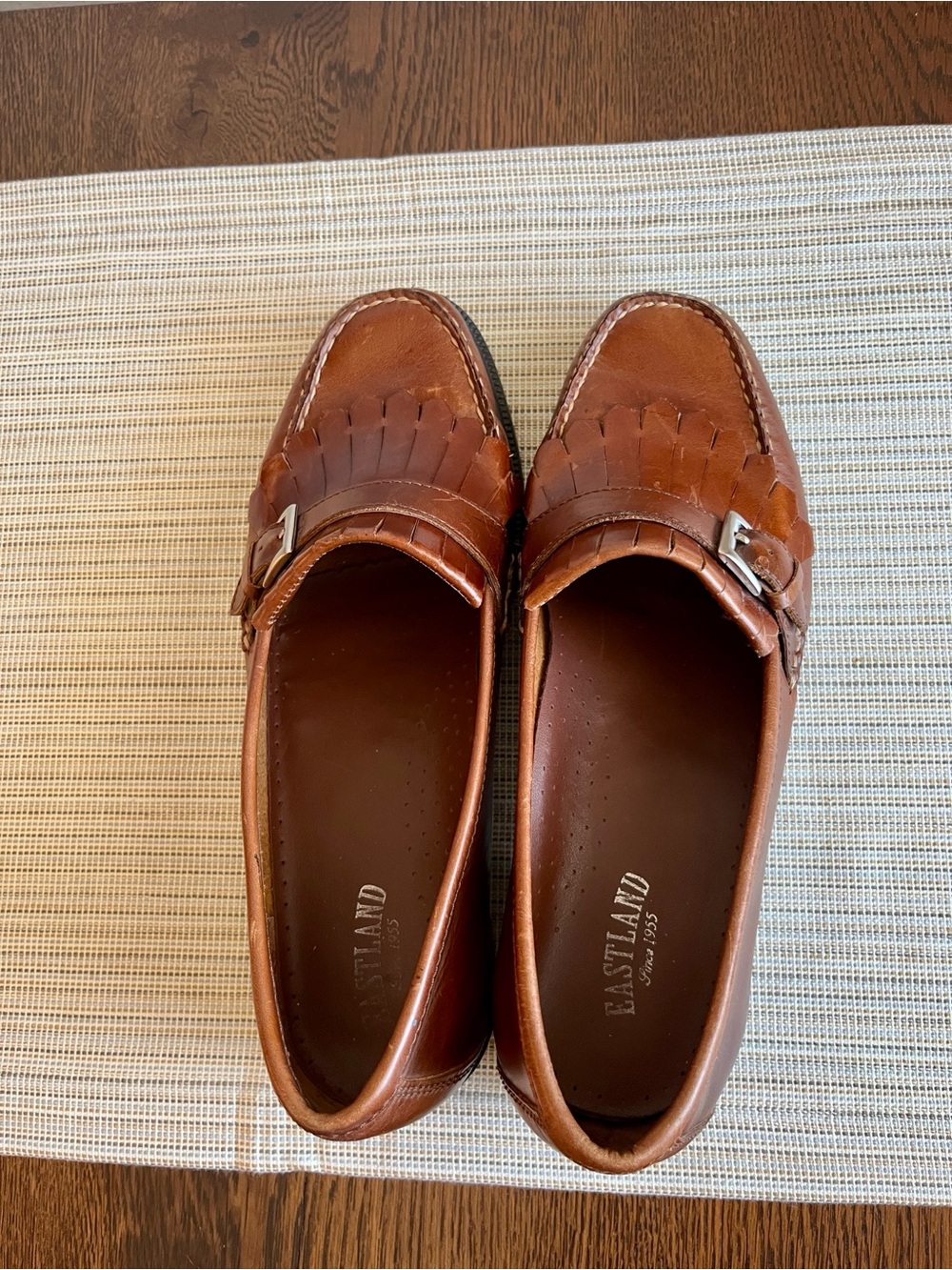 Women’s Eastland Rosalie Brown Leather Kiltie Fringe Loafers Size 9 Wide - Picture 9 of 11